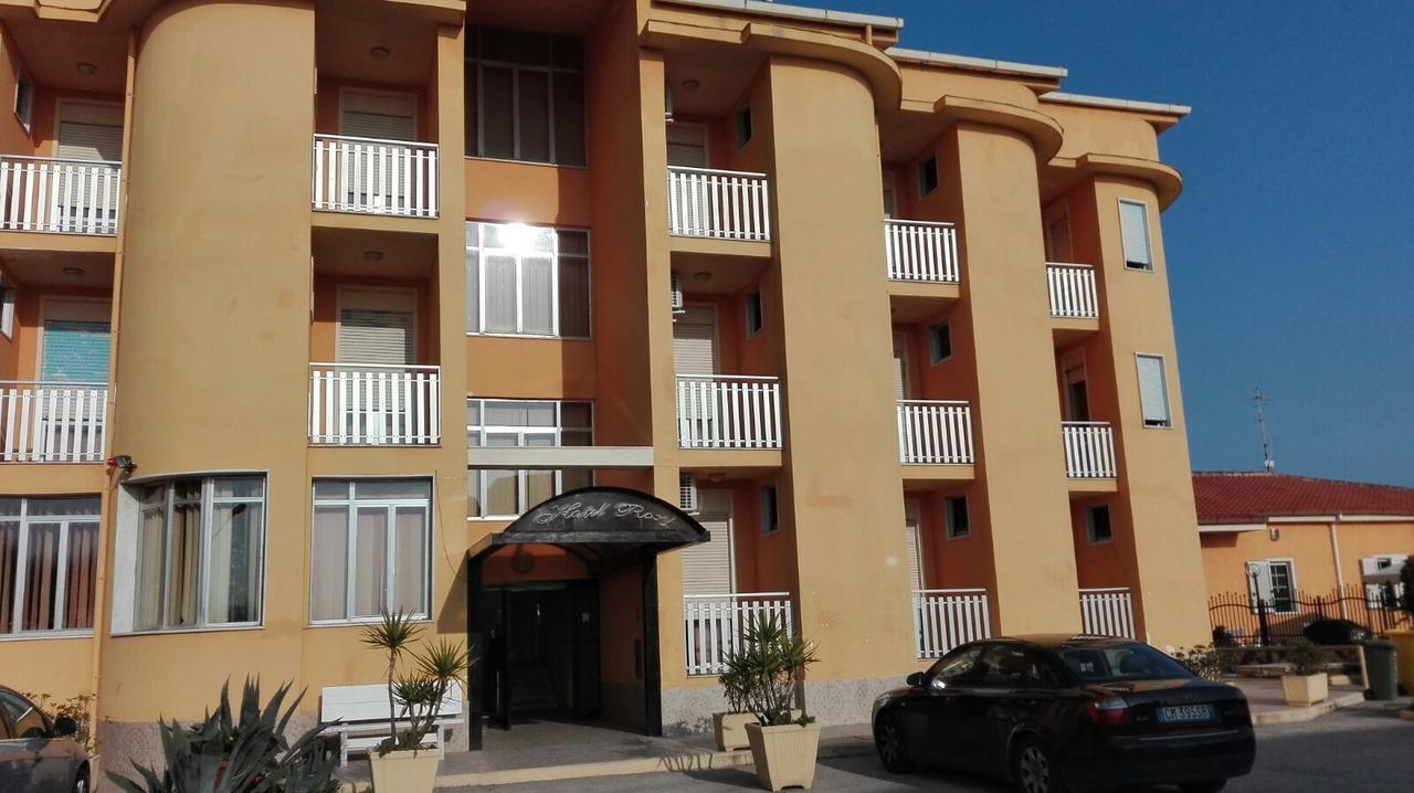 Hotel Rosy 巴蒂帕利亚 外观 照片